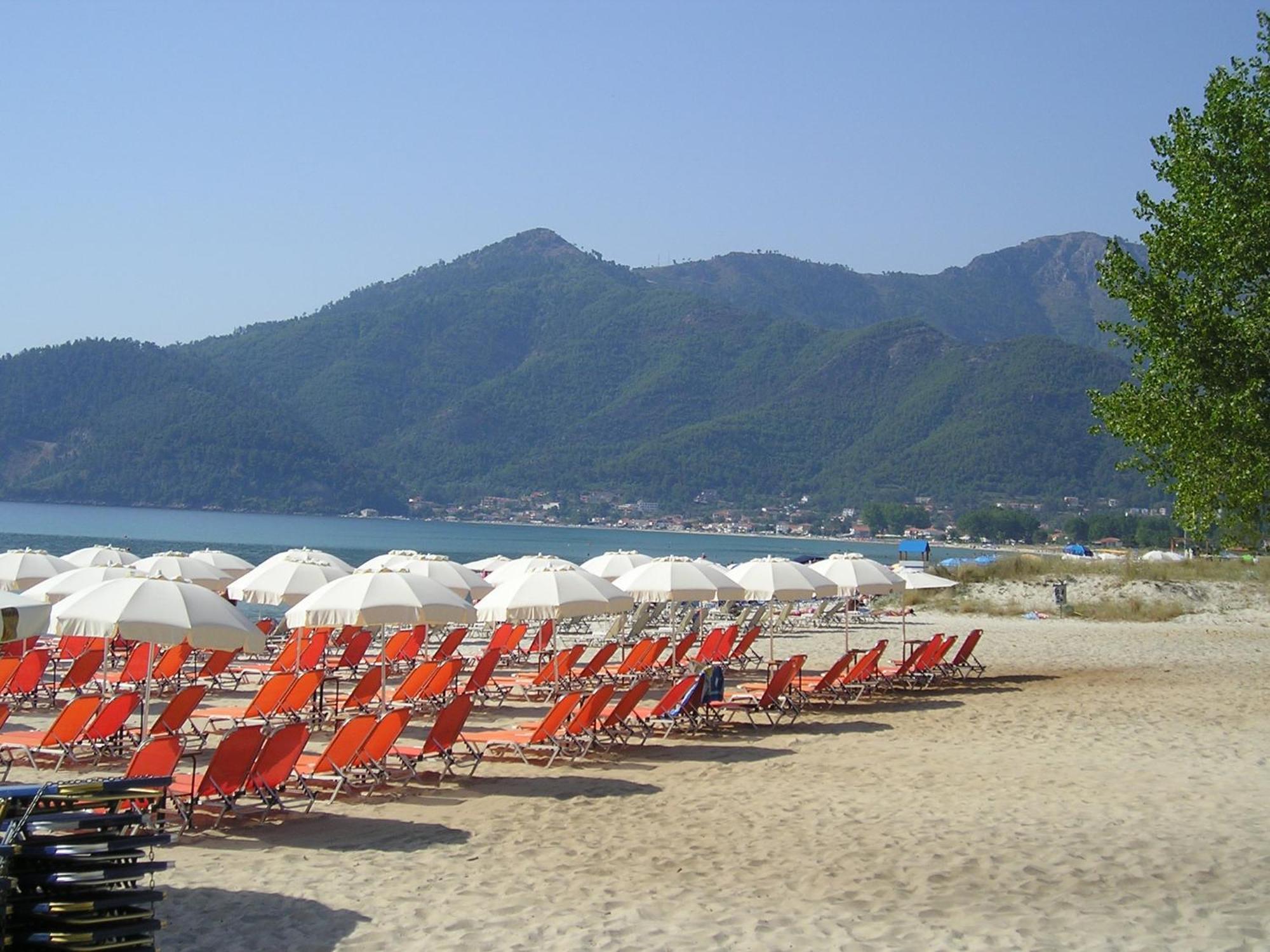 Golden Beach Inn Chrisi Ammoudia Eksteriør billede