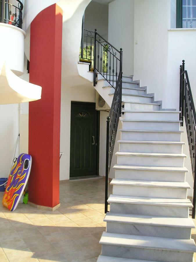 Golden Beach Inn Chrisi Ammoudia Eksteriør billede